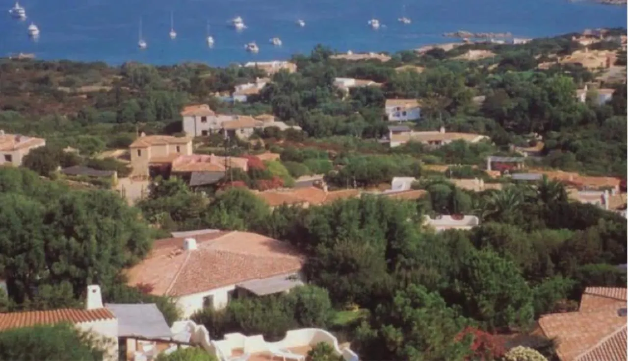 Residence Liscia di Vacca Porto Cervo 0*,  Italia